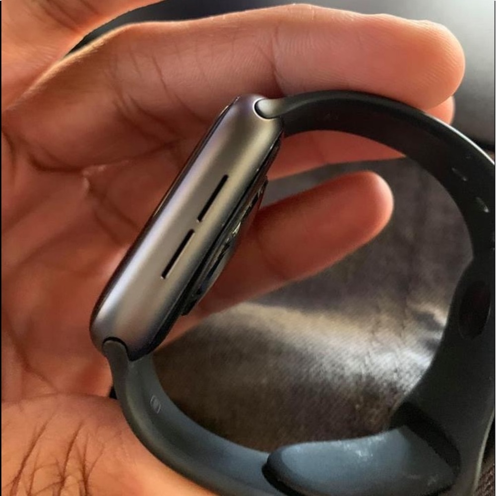 Apple watch series 4